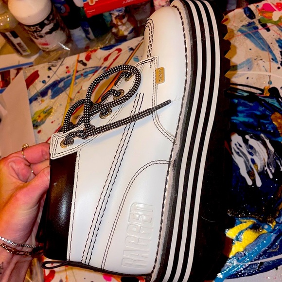 RAGGED- kickers- 38 ( little 38 ) - Picture 2 of 7